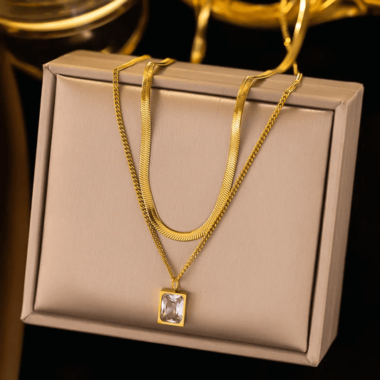 18K gold U-shape pendant necklace displayed in a gift box, elegant jewelry for women.