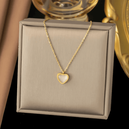 Heart Pendant Necklace for Women – 18K Gold Plated displayed in a luxury gift box with a subtle sparkle.