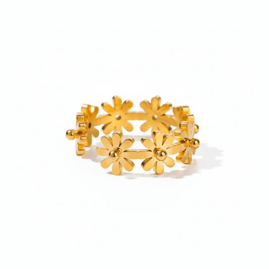 18K gold plated flower ring featuring a charming design crafted from durable stainless steel.