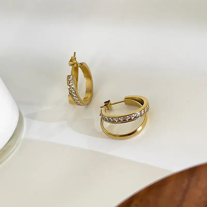 Women's geometric gold earrings stylish women’s jewelry
