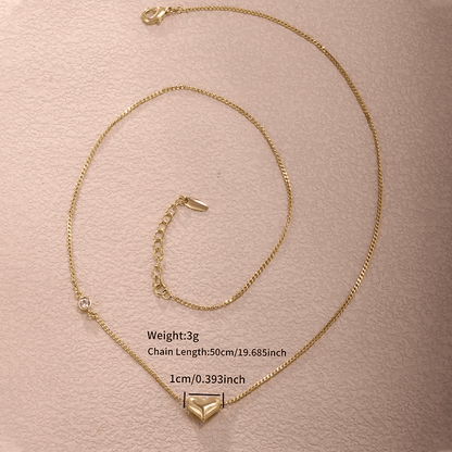 Heart shape gemstone necklace featuring gold alloy, 50cm chain length, and sparkling details.