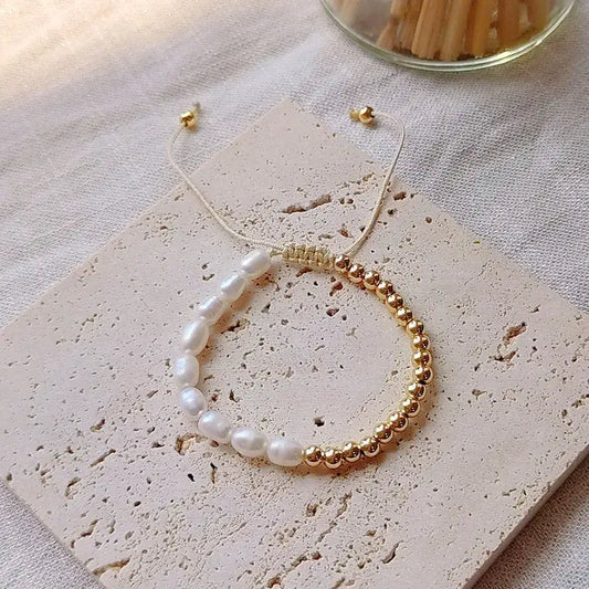 Elegant freshwater pearl bracelet for women