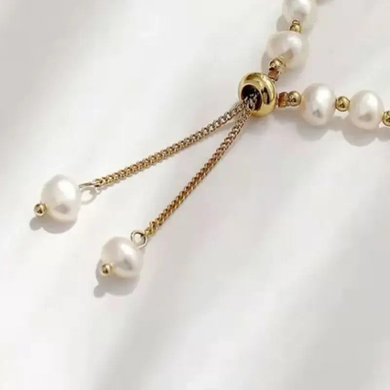 Fashion baroque pearl bracelet with unique design