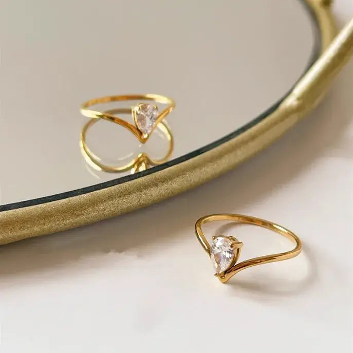 Minimal Zircon Titanium Ring – Elegant Women’s Jewelry Neckella
