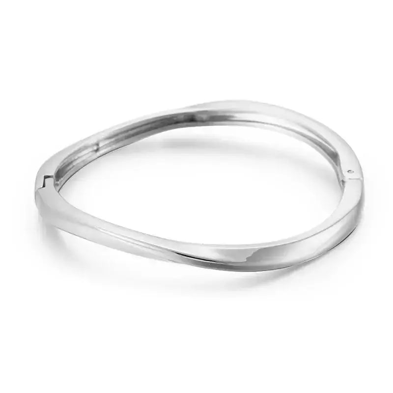 Side view of Simple Style Solid Color Alloy Bangle highlighting solid color design