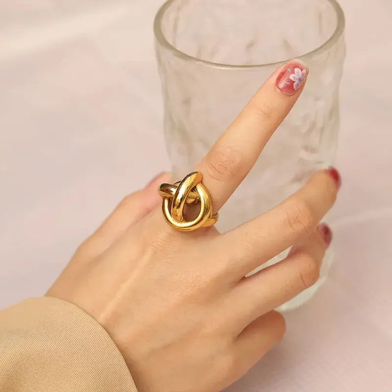 titanium steel vintage geometric gold plated ring – size 8