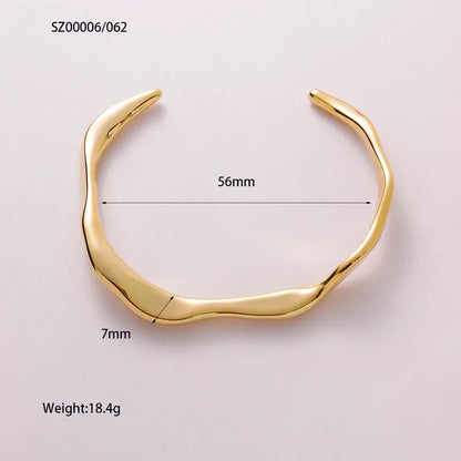 Elegant Gold Geometric Bracelet styled with casual outfit