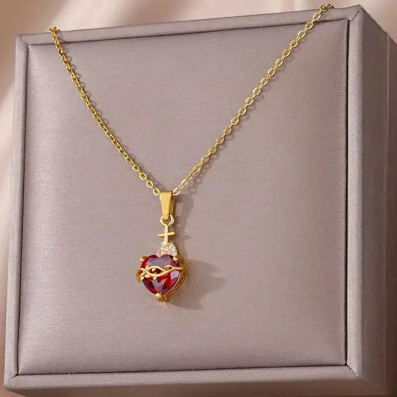 Titanium steel heart pendant necklace in gift box
