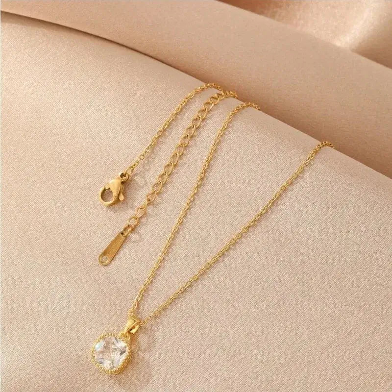 Woman wearing square pendant necklace with casual outfit
