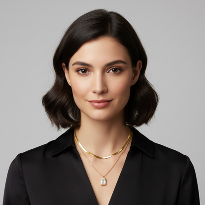 18K Gold U-Shape Pendant Necklace – Elegant Jewelry for Women Neckella