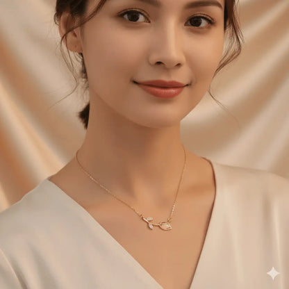 Lightweight Flower Pendant Necklace with IG style design