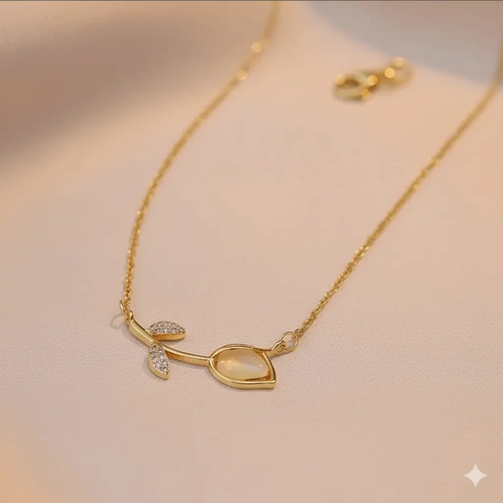 Flower Pendant Necklace with gold plating and zircon inlays